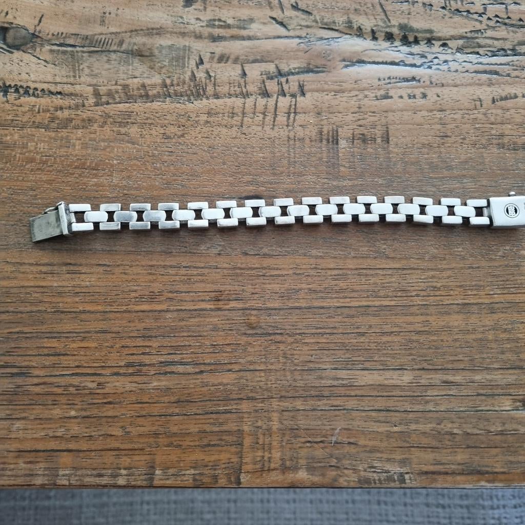 Mooie Buddha to Buddha Batul mini, Sieraden, Tassen en Uiterlijk, Armbanden, Ophalen of Verzenden, Zo goed als nieuw, Zilver, Zilver