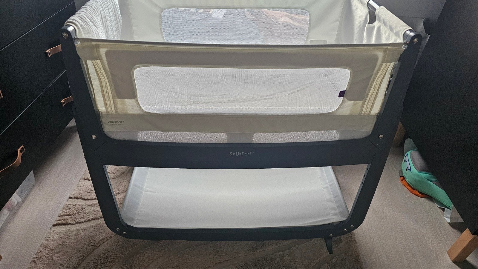 SnuzPod4 Co-Sleeper compleet met accessoires, Ophalen, Zo goed als nieuw, Wieg