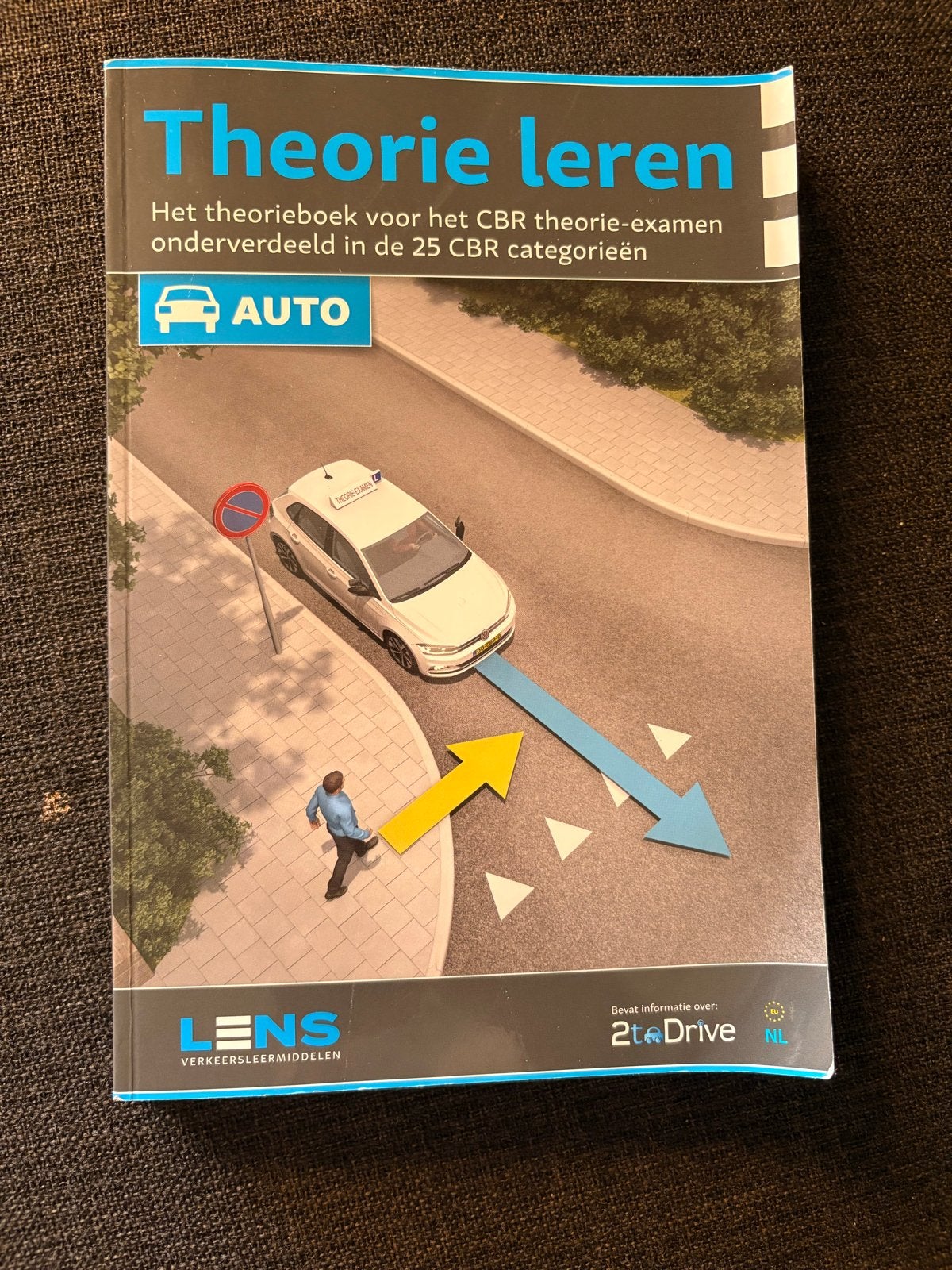 Theorie leren auto - CBR theorie-examen boek, Boeken, Ophalen of Verzenden, Zo goed als nieuw, Overige niveaus