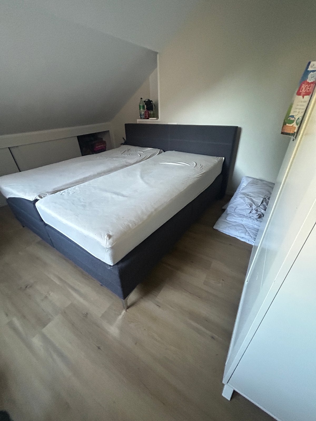 Tweepersoons boxspringbed Goossens met hoofdbord, Gebruikt, Tweepersoons, Ophalen of Verzenden, 200 cm