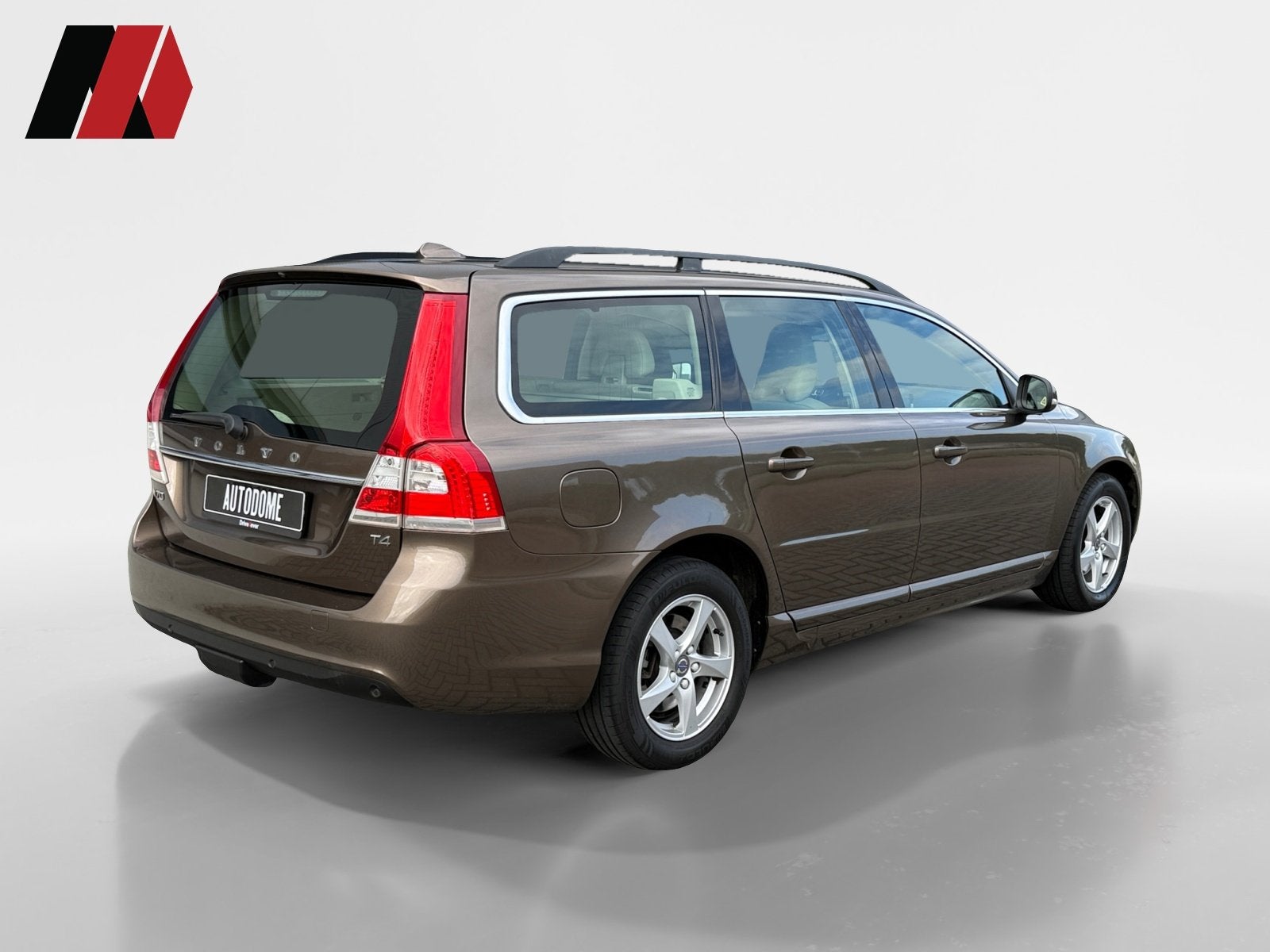 Volvo V70 1.6 T4 | Dealer onderhouden | 1ste eigenaar | Trek, Auto's, 1596 cc, Gebruikt, 4 cilinders, Handgeschakeld