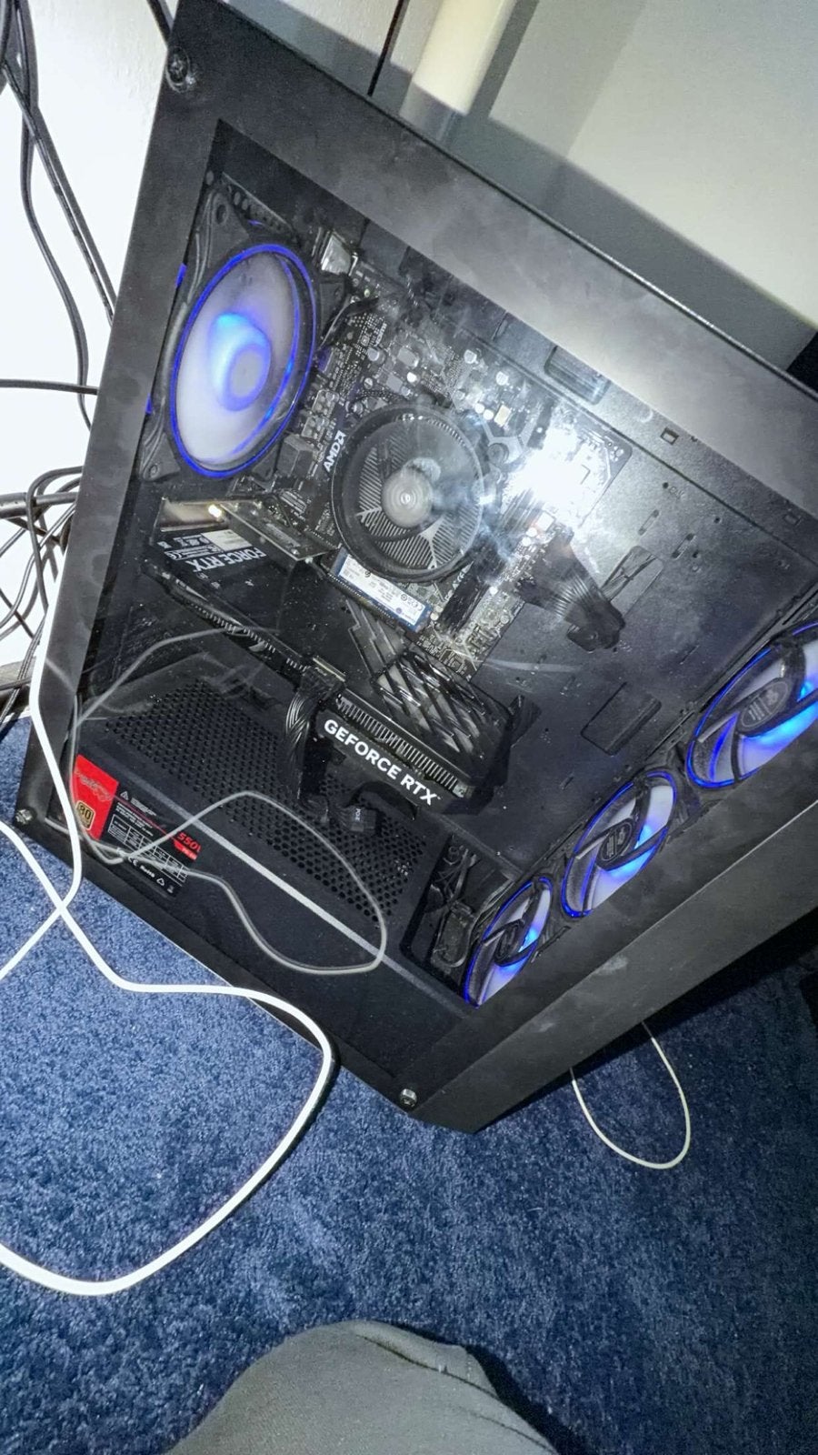 Complete Gaming Setup: PC (RTX 4060, Ryzen 7 5700x), 2 Monit, Computers en Software, Desktop Pc's, Ophalen, Gebruikt, 32 GB, Gaming