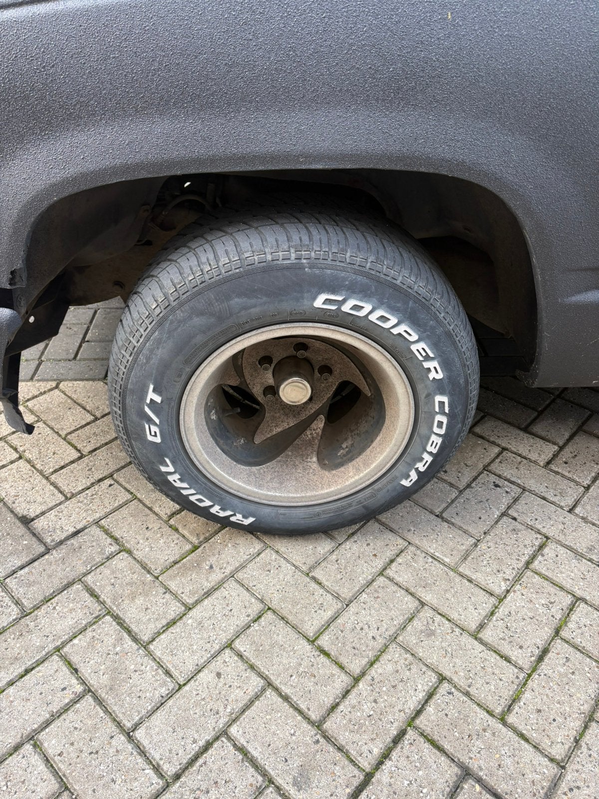 275/60R15  banden op velg, Auto-onderdelen, Gebruikt, Velg(en), 275 mm, Overige maten