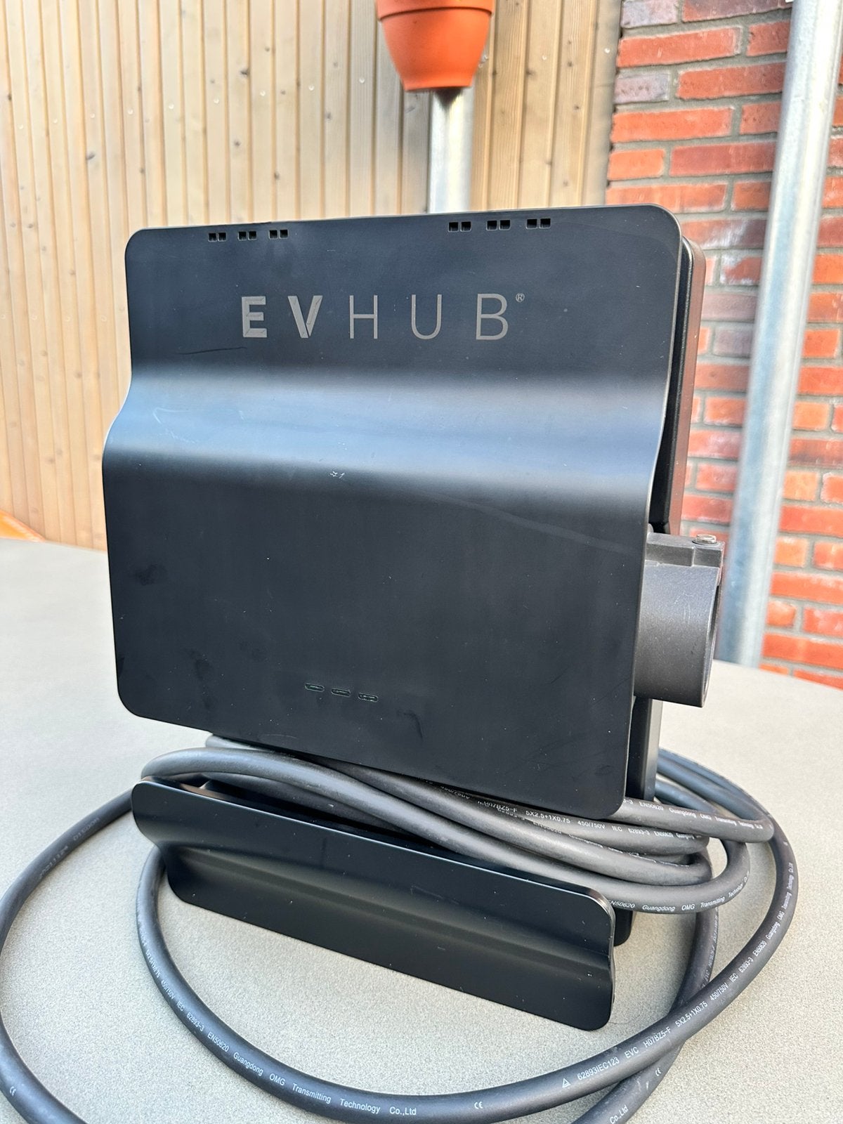 EVHUB Laadpaal zwart 11kW type 2 Vaste kabel 8m, Ophalen, Zo goed als nieuw, Laadpaal en Laadkabel