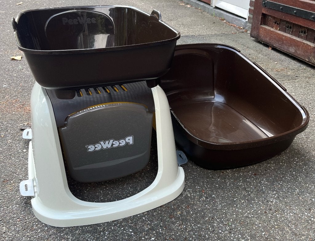 PeeWee EcoDome kattenbak – groot formaat – donkerbruin/crème, Ophalen, Zo goed als nieuw, Open