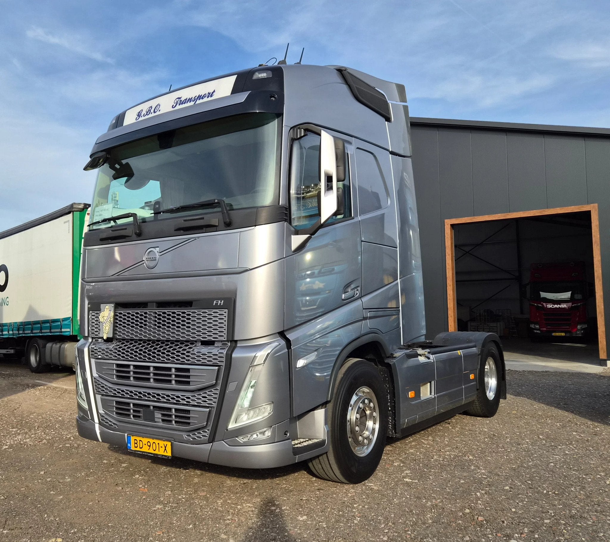 Volvo FH Volvo FH5 Top staat Low Km (bj 2021), Auto's, Lichtmetalen velgen, Achterwielaandrijving, Euro 6, Bedrijf