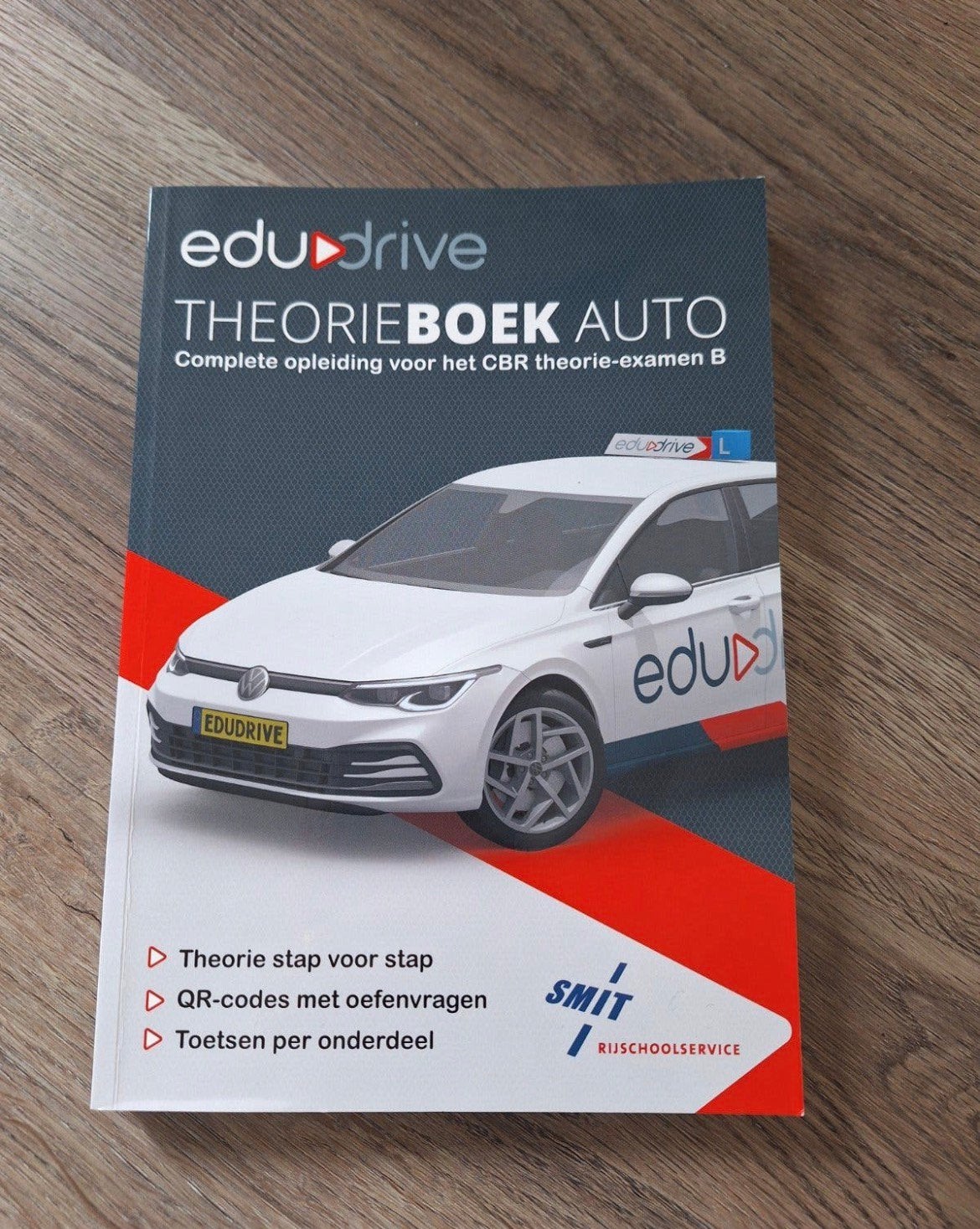 Theorieboek auto CBR examen B, Boeken, Ophalen of Verzenden, Alpha, Zo goed als nieuw, Niet van toepassing