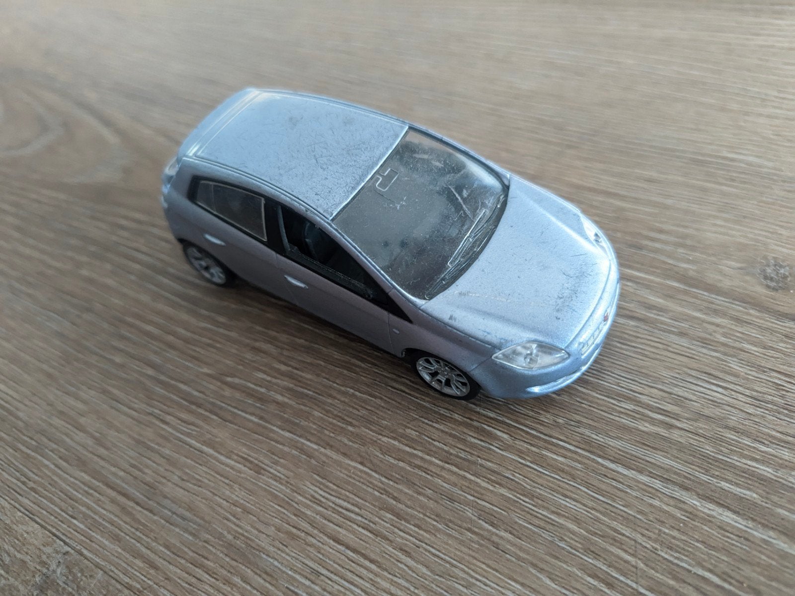 Fiat Bravo 1:43 Norev modelauto, Ophalen of Verzenden, Gebruikt, Auto, Norev