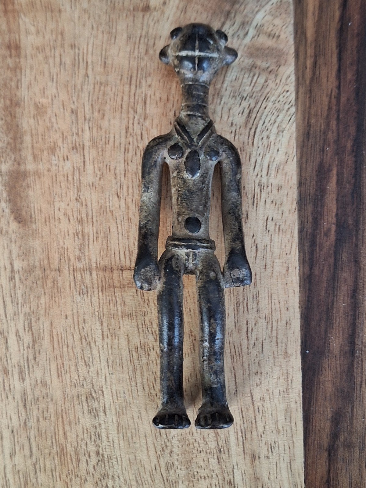 Oud Afrikaans bronzen beeldje - Vruchtbaarheidsbeeldje, Bruin, Afrika, Handgemaakt, Ophalen of Verzenden