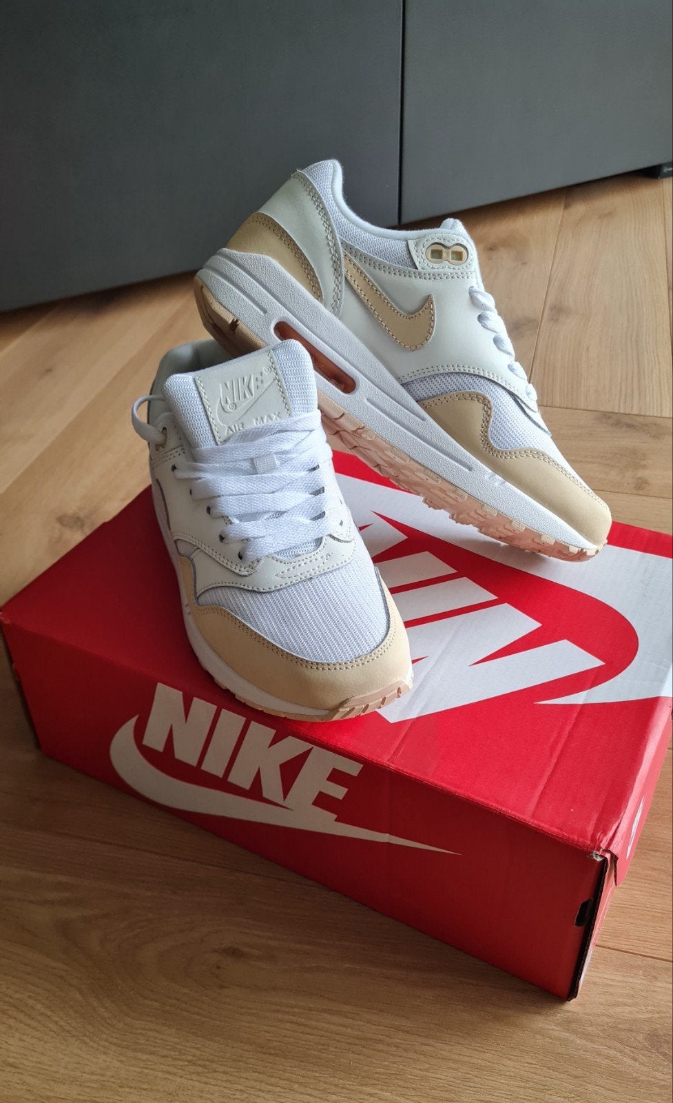 Nieuwe Nike Air Max Pale Ivory - Maat 38, Beige, Nike, Nieuw, Ophalen of Verzenden