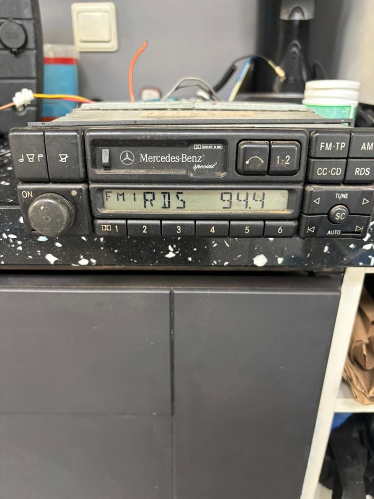 Mercedes benz special  originele radio cassete, Ophalen, Zo goed als nieuw