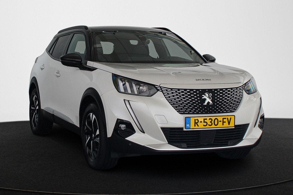 Peugeot e-2008 EV GT 50 kWh Apple CarPlay Keyless Achteruitr, Auto's, Peugeot, 330 km, Gebruikt, Leder en Stof, Wit