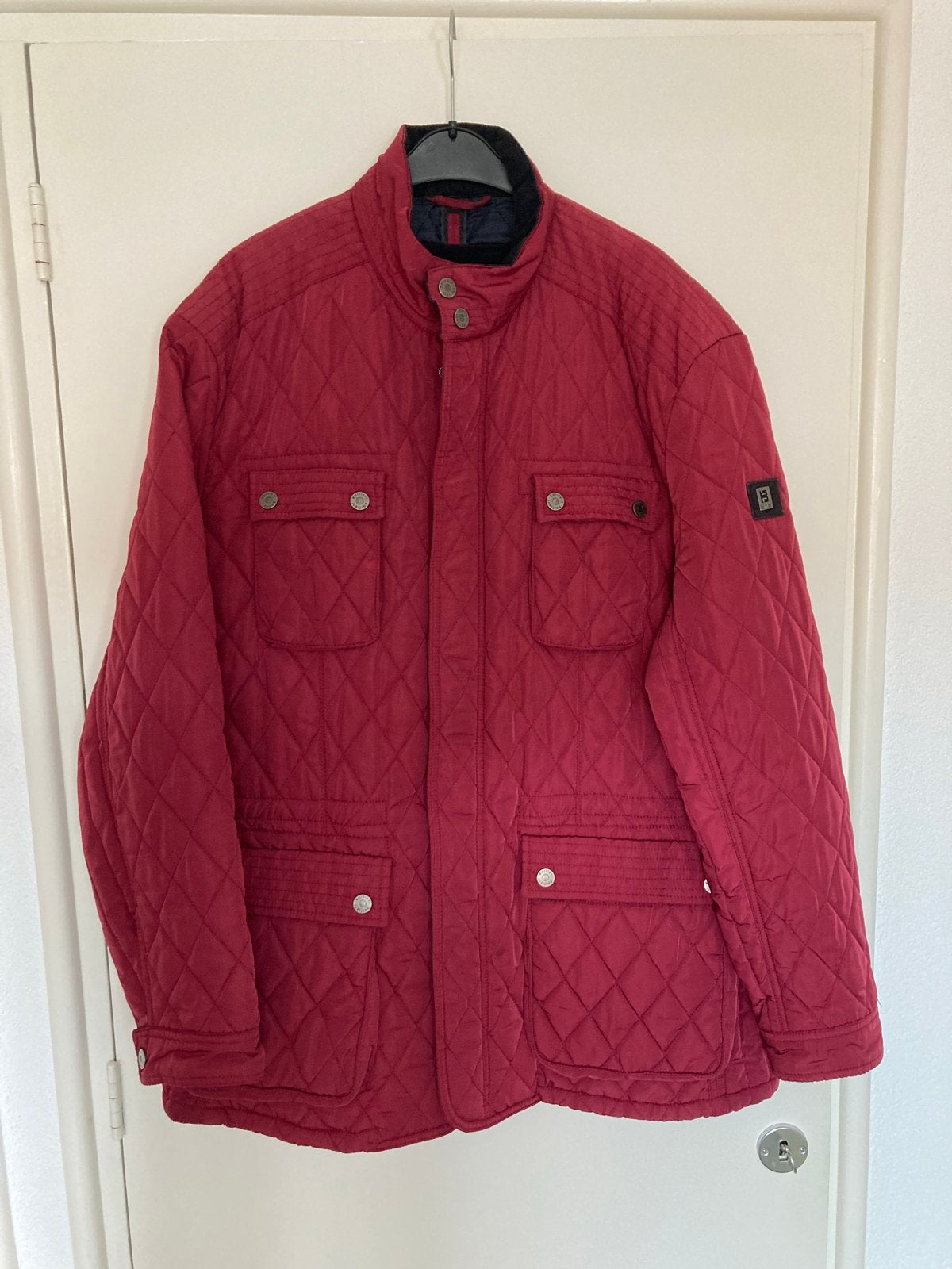 Bartlett gewatteerde jas maat 58, Kleding | Heren, Ophalen of Verzenden, Zo goed als nieuw, Maat 56/58 (XL), Rood