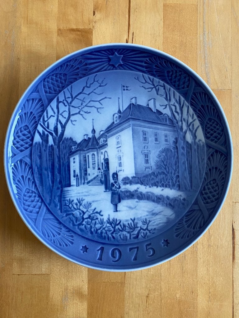 Vintage Kerst 1975 Royal Copenhagen bord met Soldaat Zgan!, Diversen, Ophalen of Verzenden, Zo goed als nieuw