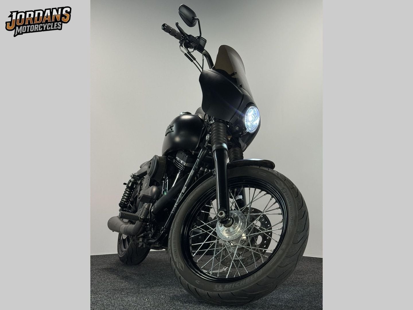 HARLEY-DAVIDSON STREET BOB FXDB 103CI CLUBSTYLE (bj 2016), 2 cilinders, HARLEY-DAVIDSON, Chopper, Bedrijf
