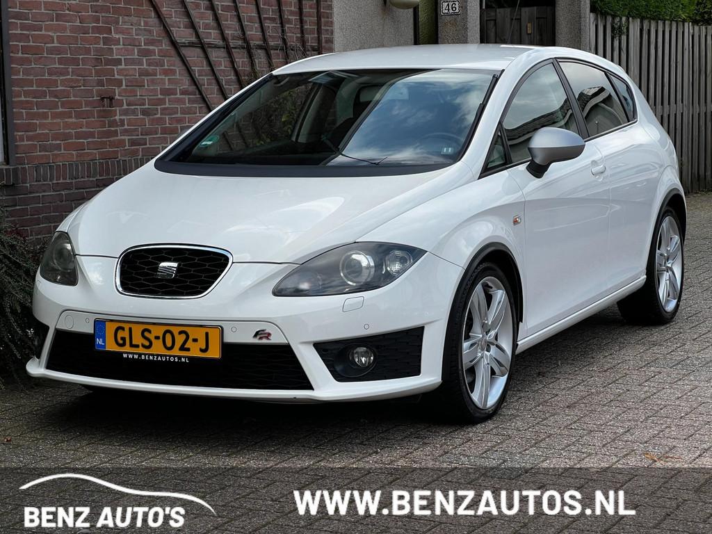Seat LEON 2.0 TFSI FR 211PK Automaat/Youngtimer/Xenon, Auto's, Euro 5, 1325 kg, Gebruikt, Zwart