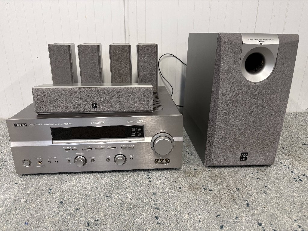 Yamaha Stereo Thuisbioscoop set jaren 2000 + remote, Ophalen of Verzenden, Gebruikt, Overige merken