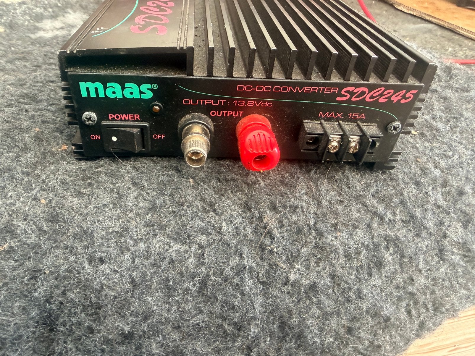 Maas omvormer 24v naar 13,8v, Ophalen of Verzenden