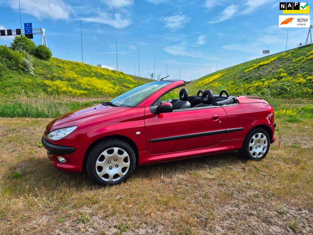Peugeot 206 CC 1.6-16V, Auto's, Voorwielaandrijving, Gebruikt, Zwart, 4 cilinders
