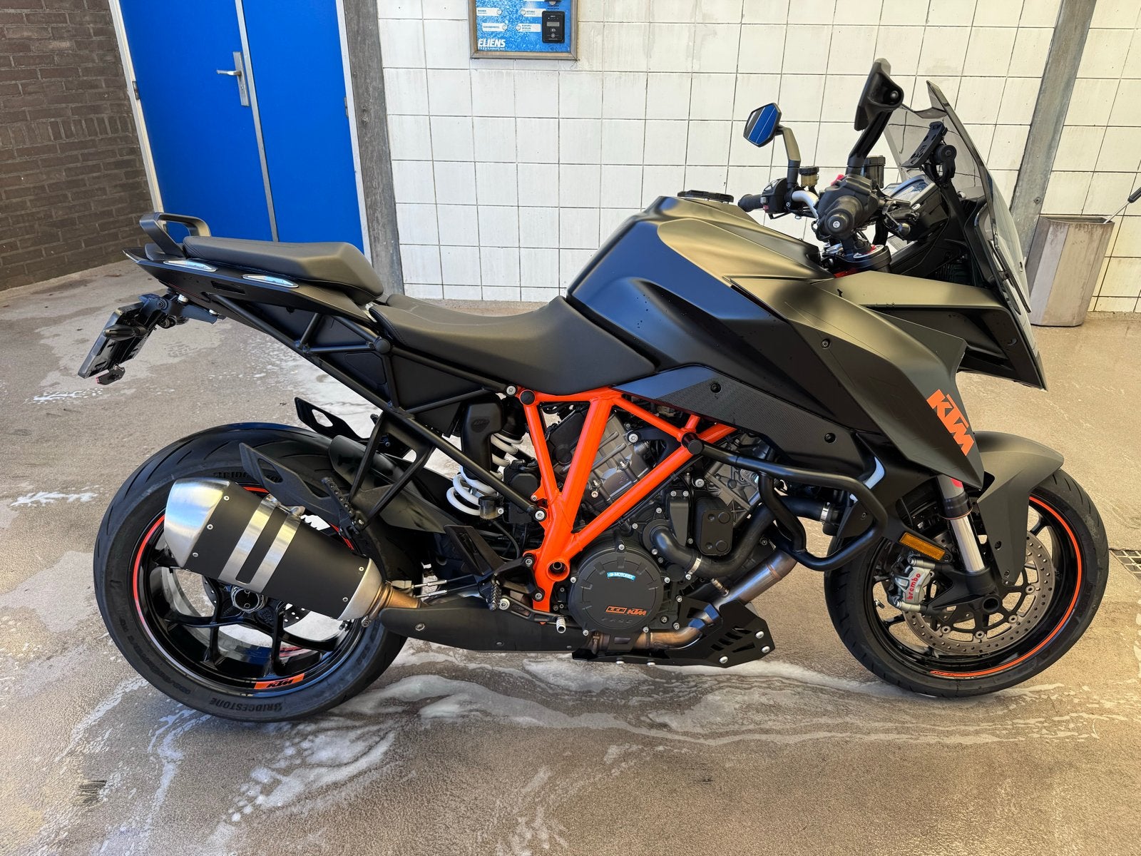 KTM 1290 SuperDuke GT - Krachtige Toermotor, Sport, 1290 cc, ABS, Handgeschakeld