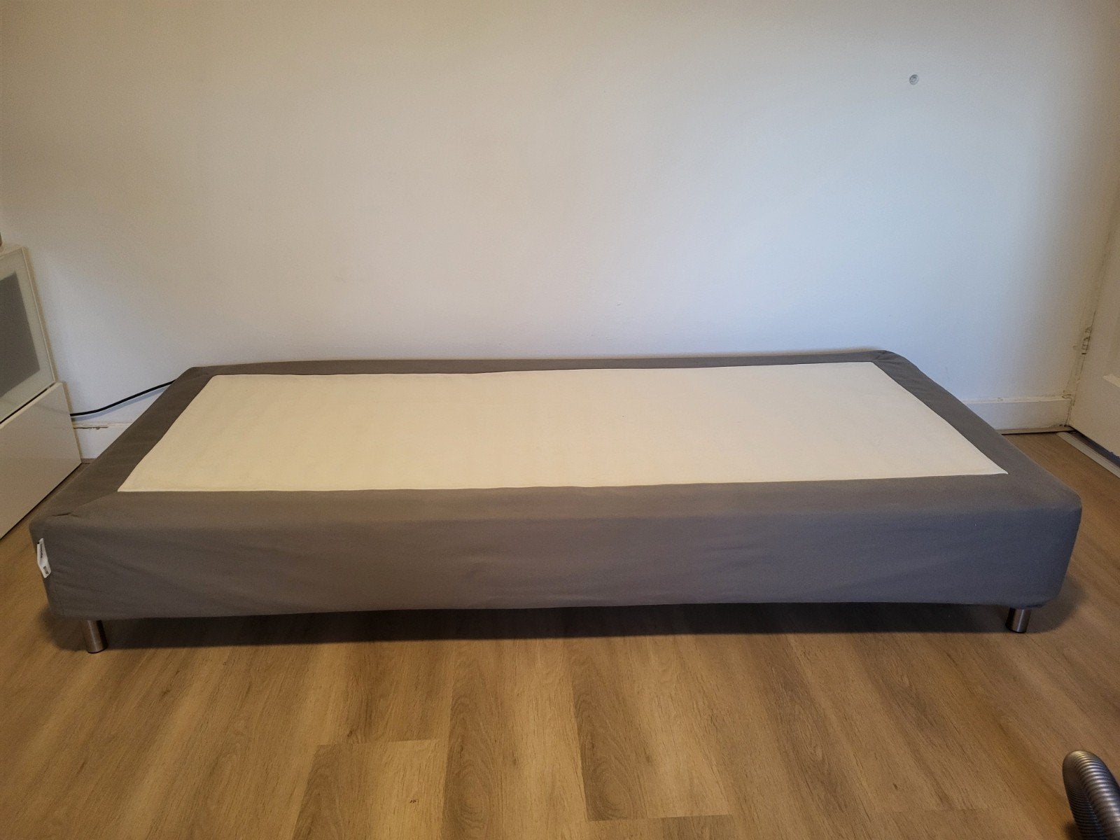 IKEA Espevär Boxspring 90x200 cm - Zo goed als nieuw, Ophalen, 90 cm, Eenpersoons, Zo goed als nieuw