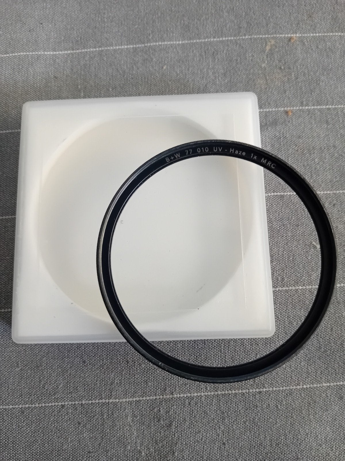 B&W  77mm  010 UV  filter MRC, B+W, UV-filter, Ophalen of Verzenden, Zo goed als nieuw