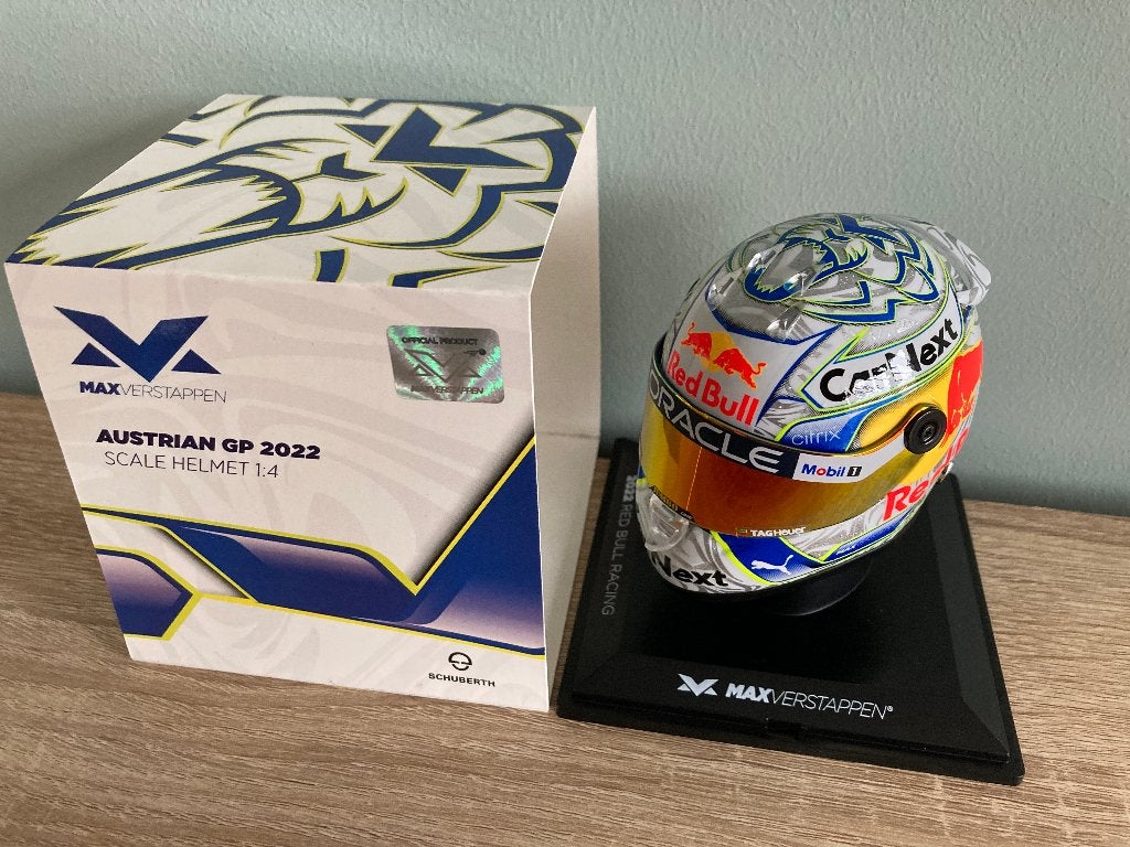 ✅ Max Verstappen 1:4 helm Austrian GP 2022 Schuberth RB18, Ophalen of Verzenden, Nieuw, Formule 1