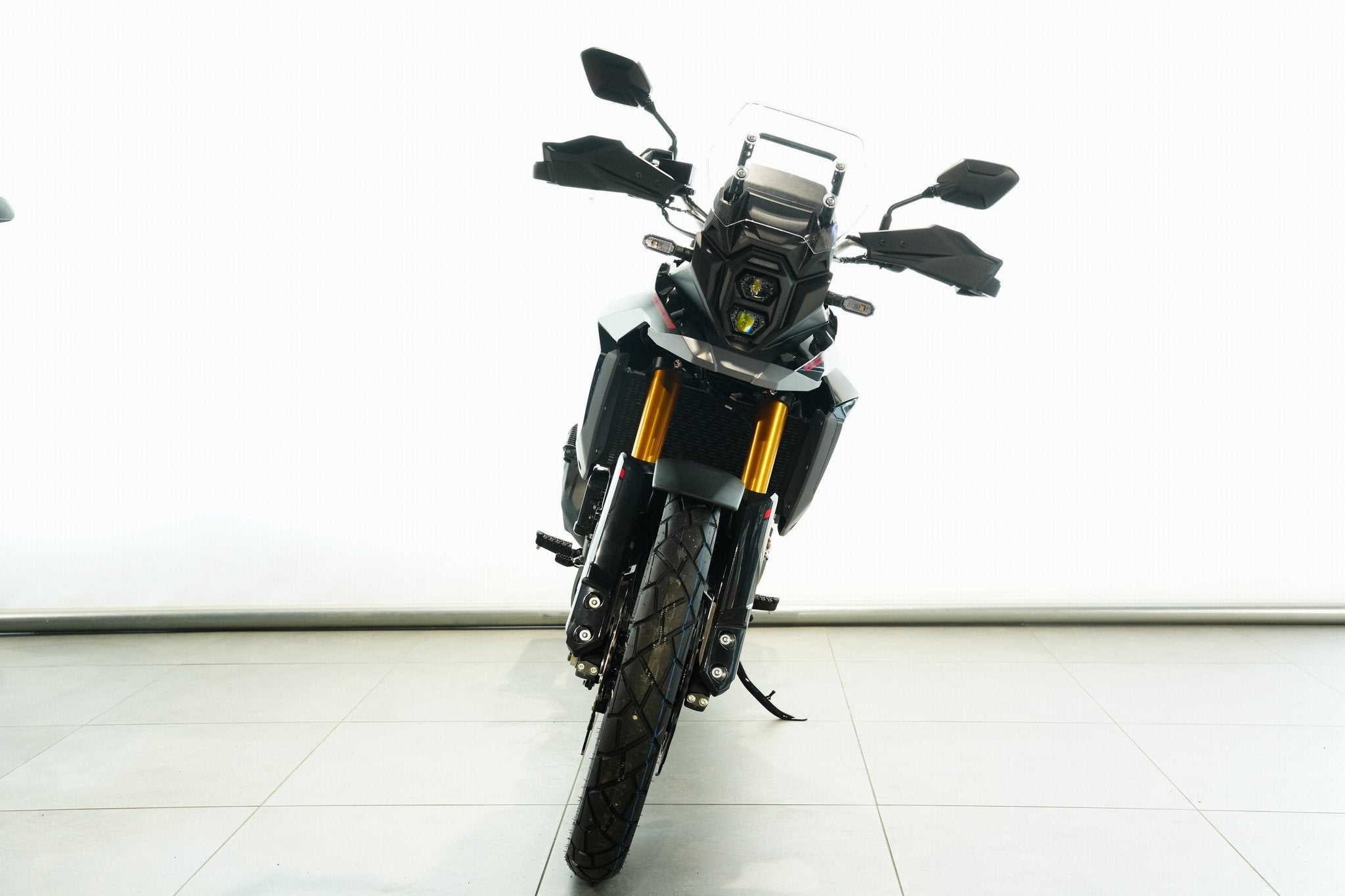 Suzuki V-STROM 800 DE (bj 2026), Lange Dreef 12
4131NH  Vianen, NL, Suzuki, Nieuw, Bedrijf