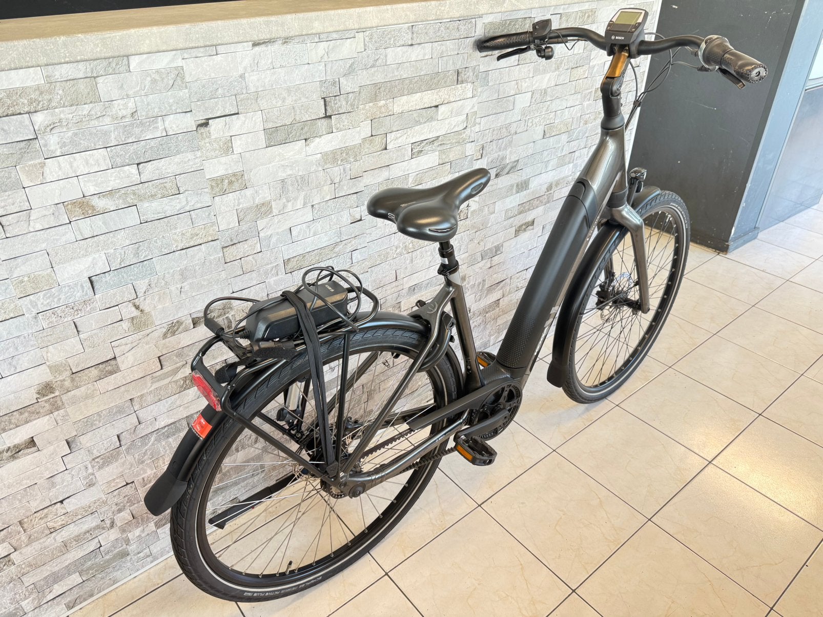 NIEUWSTAAT KOGA E-Nova TOTAAL 2600km Bosch Active Line Plus, Zo goed als nieuw, /, Ophalen, Overige merken