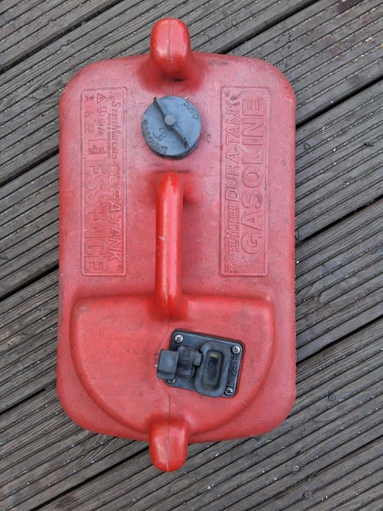 Buitenboordmotor tank 12 liter gebruikt, Ophalen of Verzenden
