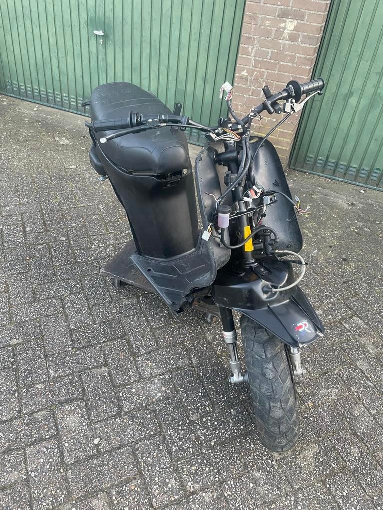 Piaggio gilera typhoon project, Fietsen en Brommers, Brommeronderdelen | Scooters, Zo goed als nieuw, Ophalen of Verzenden