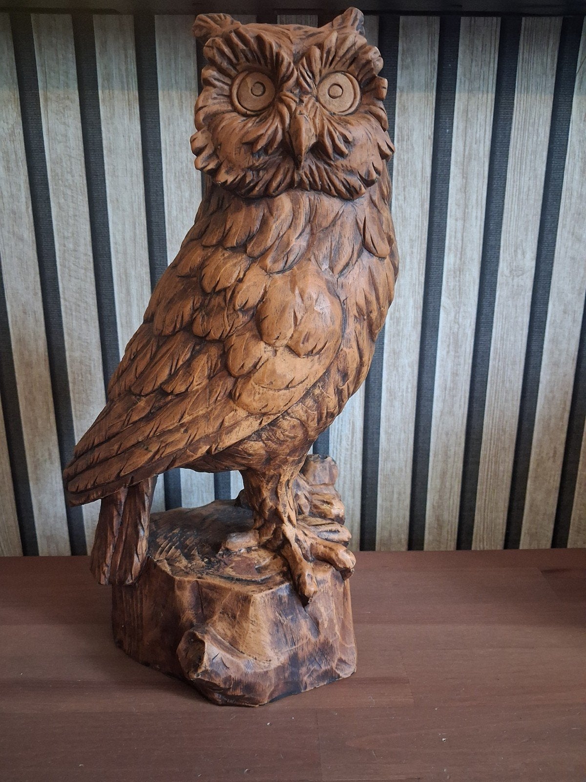 Prachtig handgesneden houten uil sculptuur, Antiek en Kunst, Ophalen of Verzenden, 20 - 50 cm, Beeld, Hout