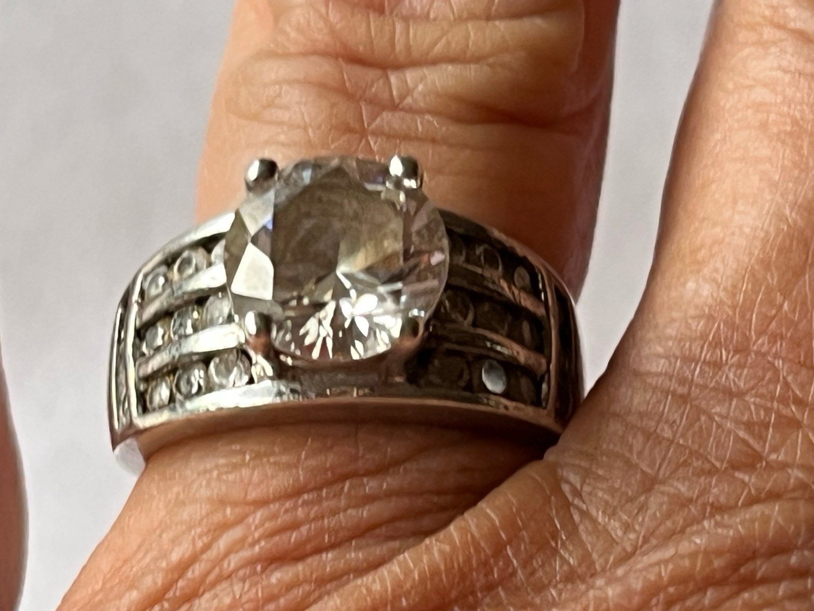 Stoere zilveren ring met Finse Kristal, gekeurd, maat 17,25, Sieraden, Tassen en Uiterlijk, Ringen, Met kristal, Verzenden, Zo goed als nieuw