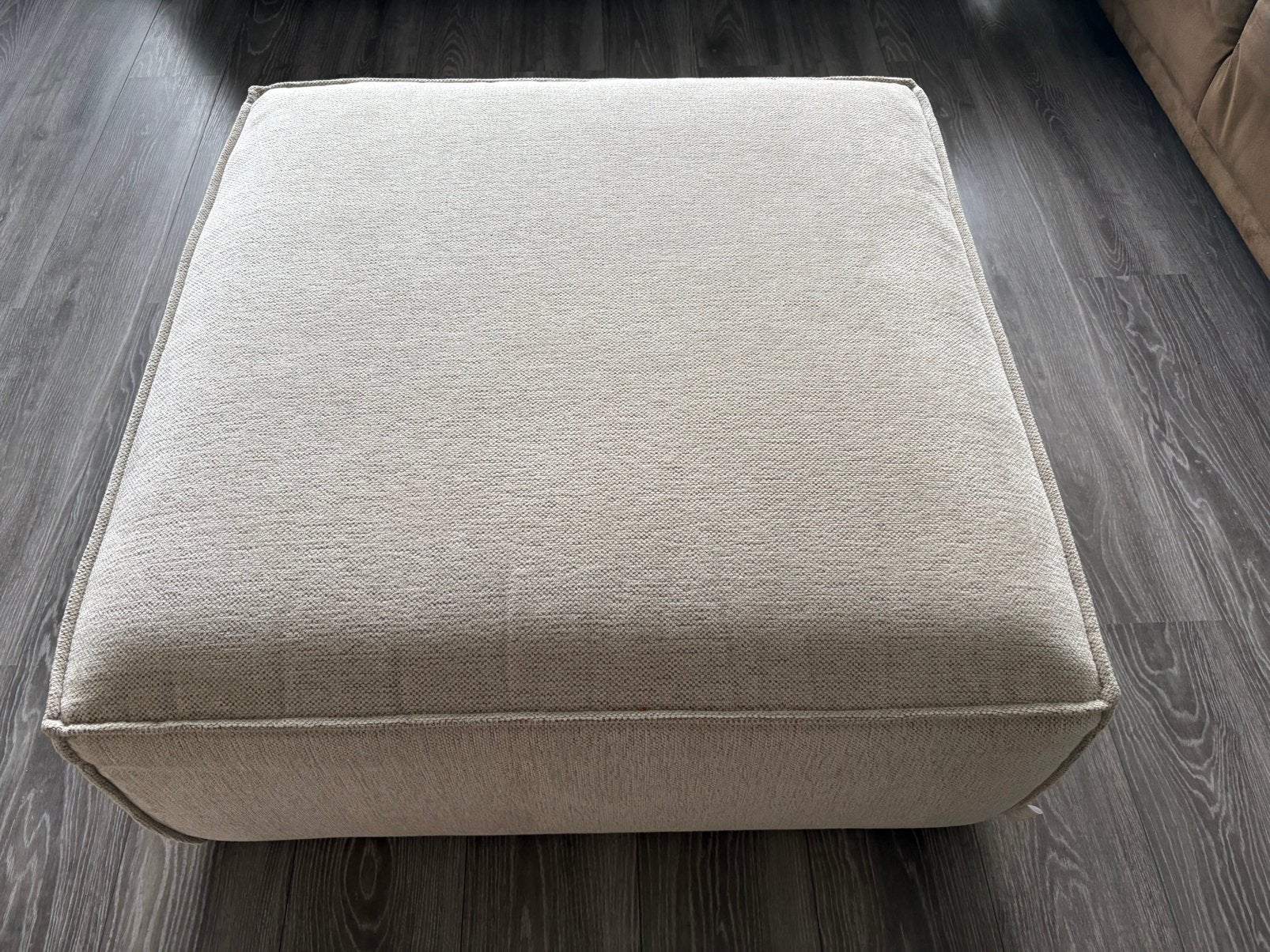 NOUS Living Newton hocker – beige – 90  90 cm, Ophalen, 75 tot 100 cm, Zo goed als nieuw, 75 tot 100 cm