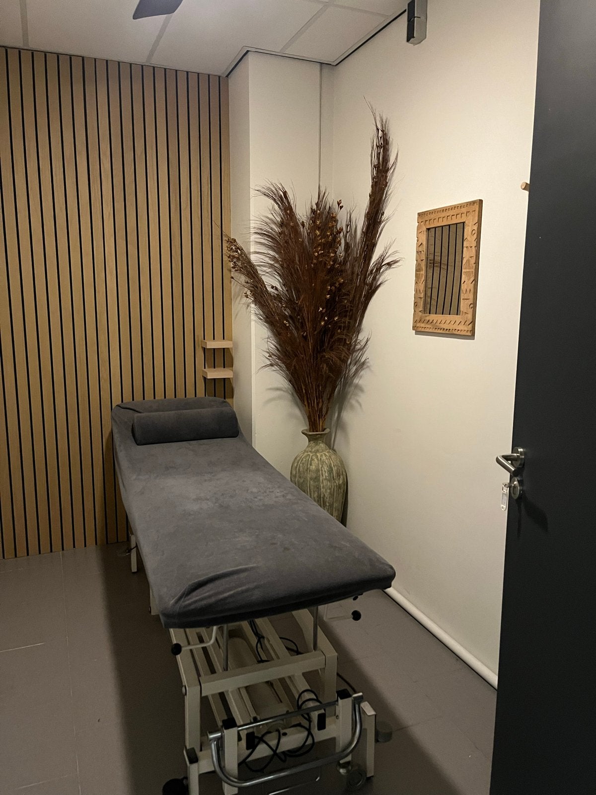 Massage ruimte incl massage tafel te huur, Diensten en Vakmensen