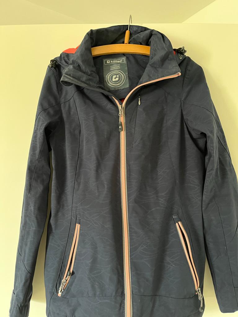 Killtec Softshell Jas Maat 36 (valt ruim) - Waterafstotend, Kleding | Dames, Jassen | Zomer, Zo goed als nieuw, Maat 36 (S), Blauw