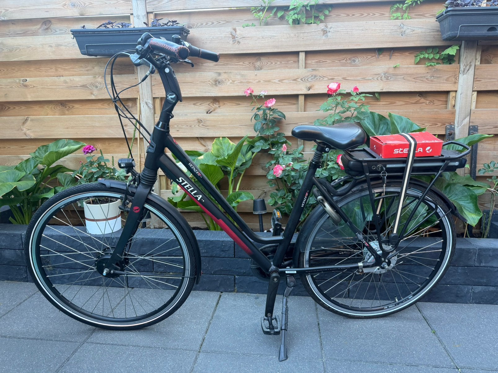 Stella vicenza elektrische fiets, Fietsen en Brommers, Fietsen | Dames | Damesfietsen, Ophalen, Zo goed als nieuw, Overige merken