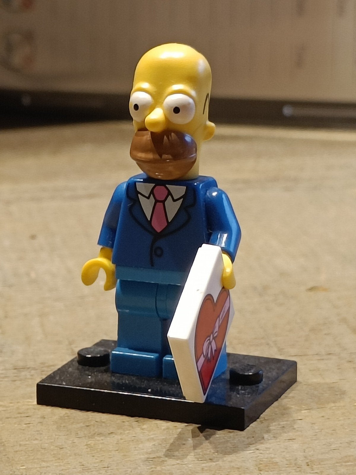 Homer Simpson date night Lego minifiguur, Ophalen of Verzenden, Zo goed als nieuw, Lego