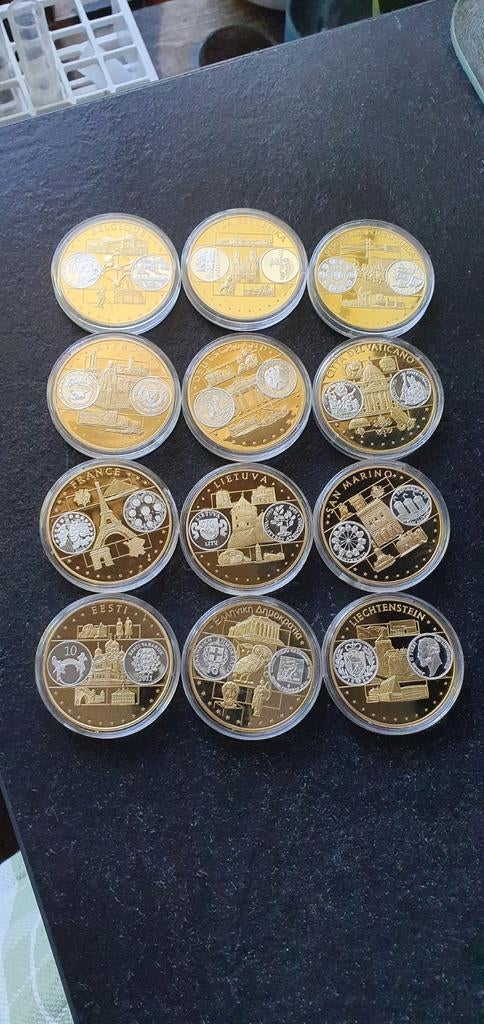 Herdenkingsmunten 24K verguld met puur zilveren apllicatie, Postzegels en Munten, Munten | Europa | Euromunten, Setje, Overige landen