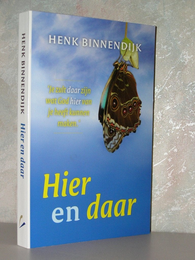Henk Binnendijk - Hier en daar, Ophalen of Verzenden, Zo goed als nieuw, Christendom | Katholiek