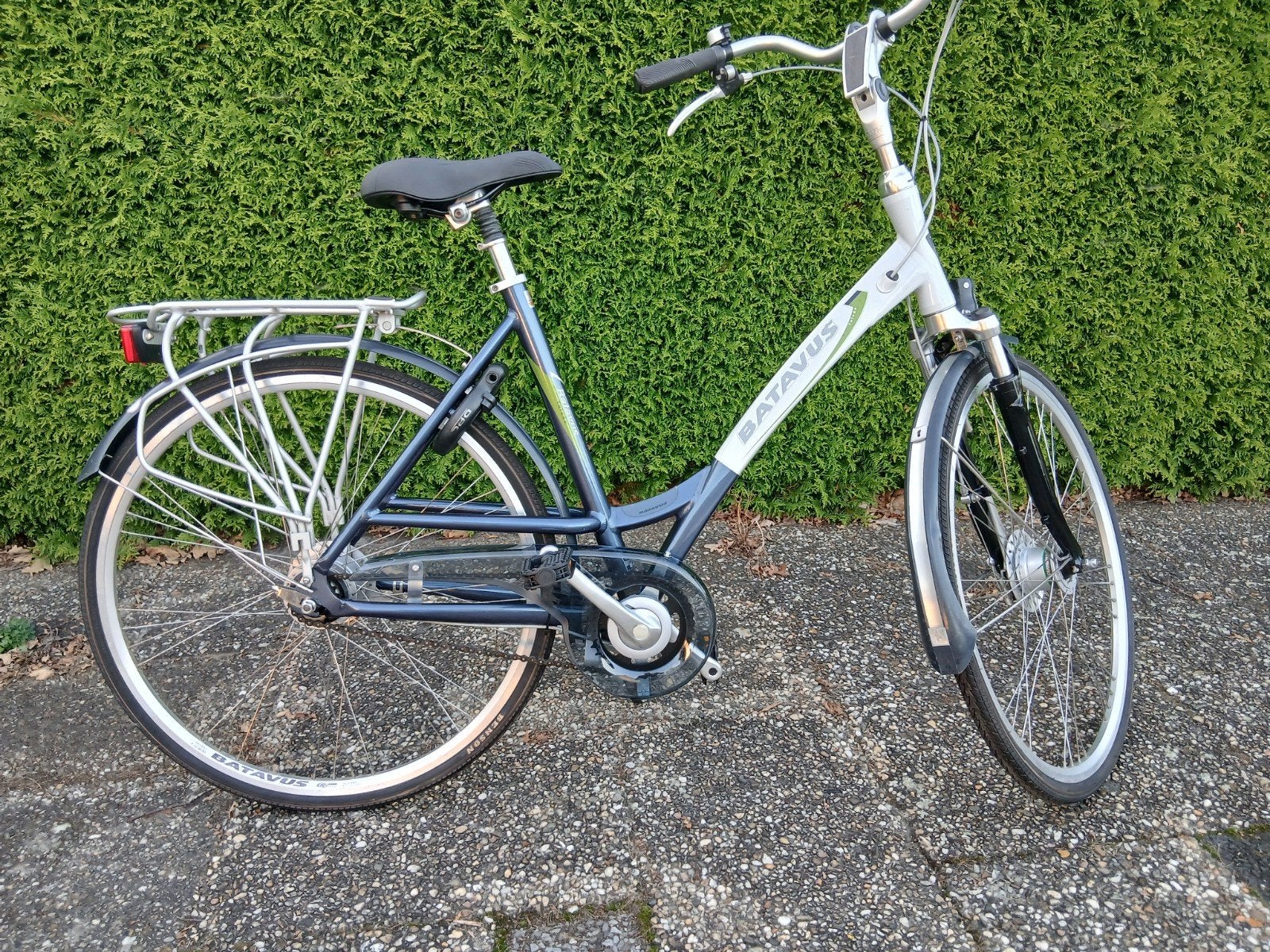 Batavus herenfiets en damesfiets, Fietsen en Brommers, Batavus, Ophalen of Verzenden, Trommelrem, 53 tot 56 cm