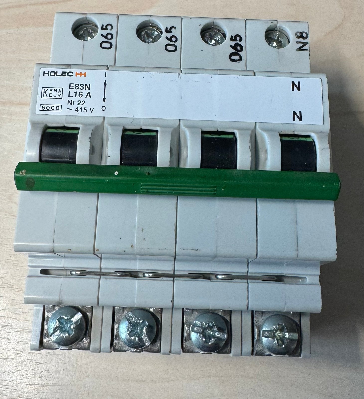 Holec installatieautomaat B16 4-polig E83N L16A Nr 22 415V, Ophalen of Verzenden, Gebruikt