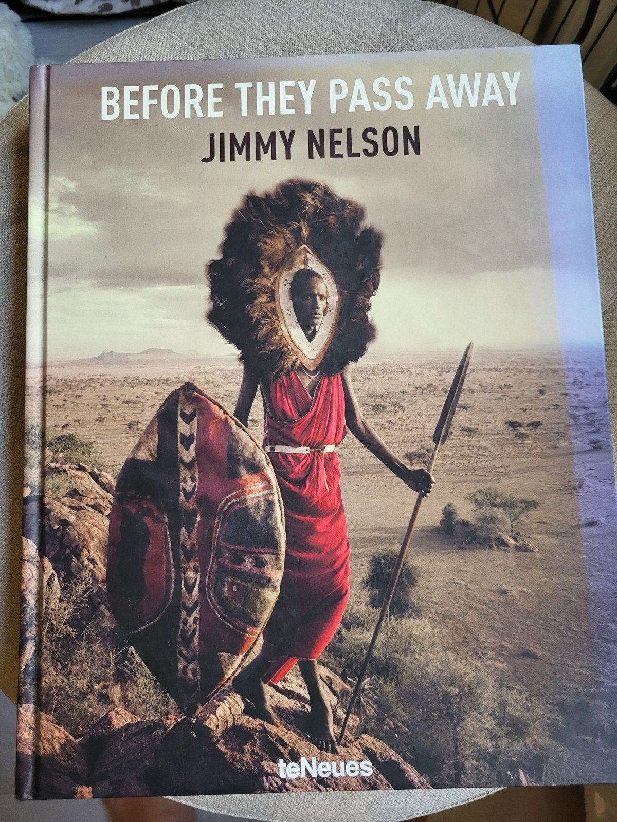 Jimmy Nelson before they pass away boek, Ophalen of Verzenden, Zo goed als nieuw, Fotografen