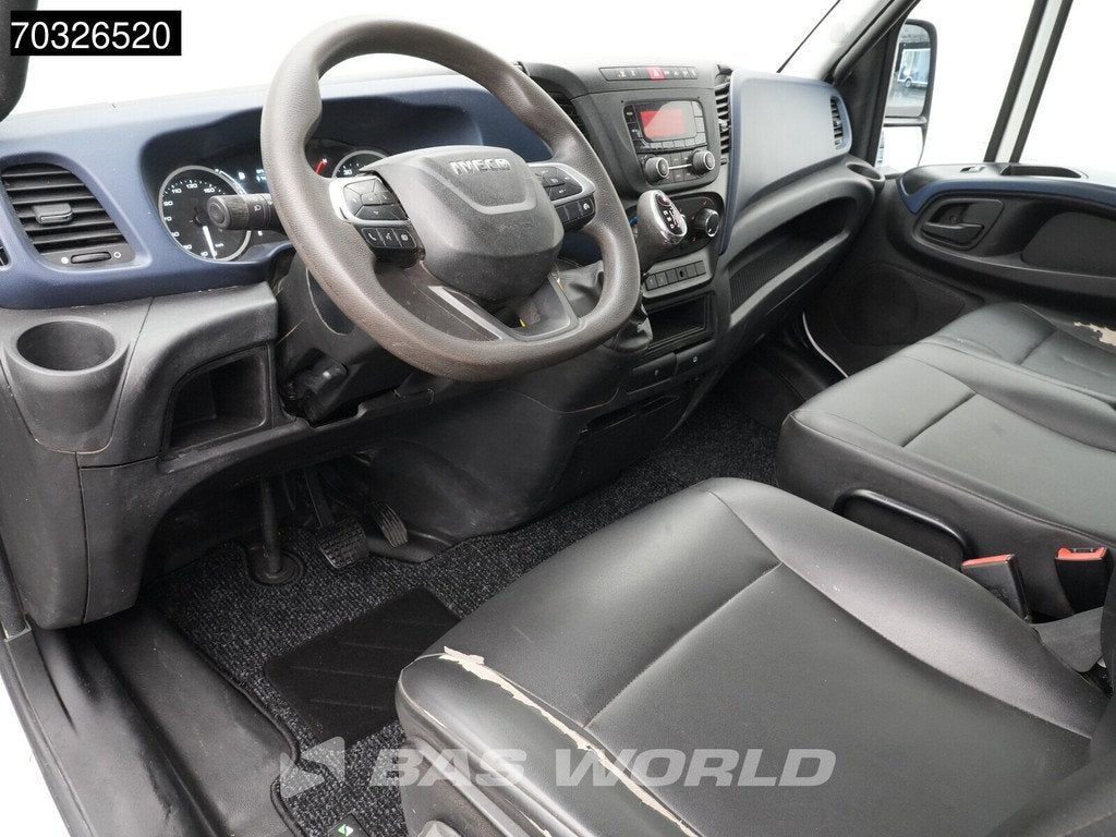Iveco Daily 35C18 3.0L Automaat Kipper met Kist Dubbellucht, Auto's, Bestelauto's, Automaat, Cruise Control, Gebruikt, Euro 6
