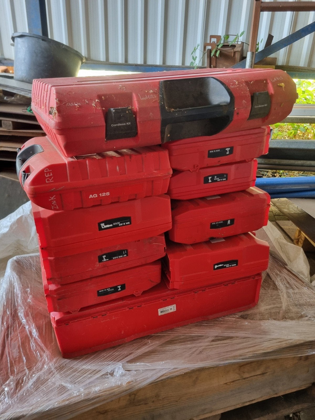 10x Hilti Gereedschapskoffers - Leeg