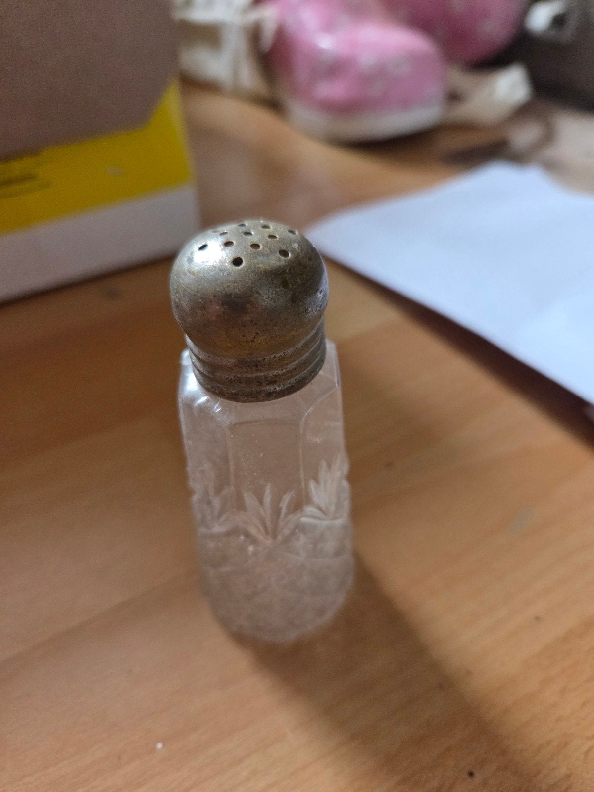 Vintage zoutvaatje met metalen dop, Ophalen of Verzenden