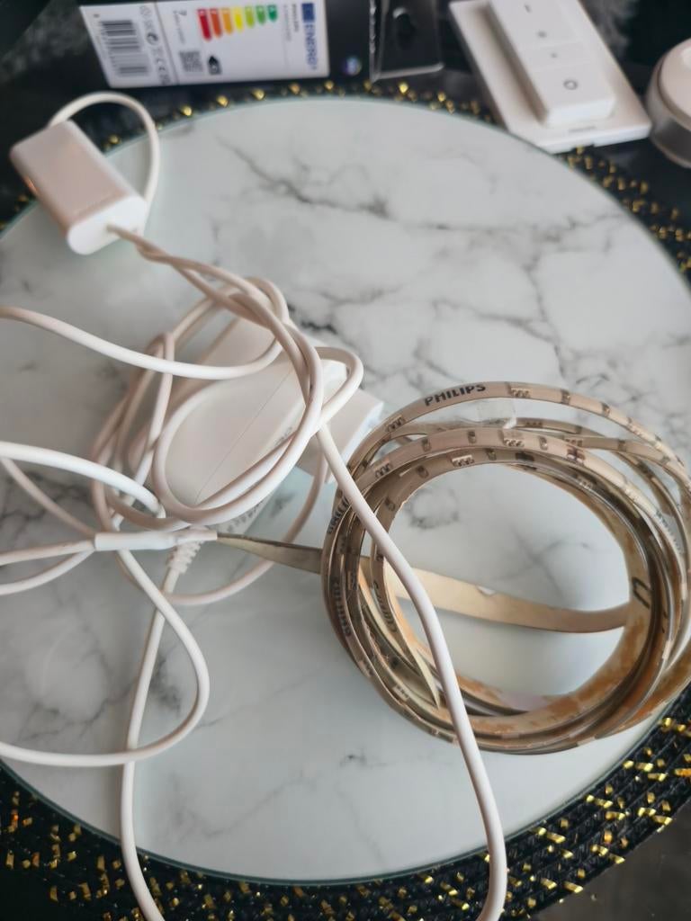 Philips Hue Lightstrip Plus V4 (2 meter), Ophalen of Verzenden, Zo goed als nieuw