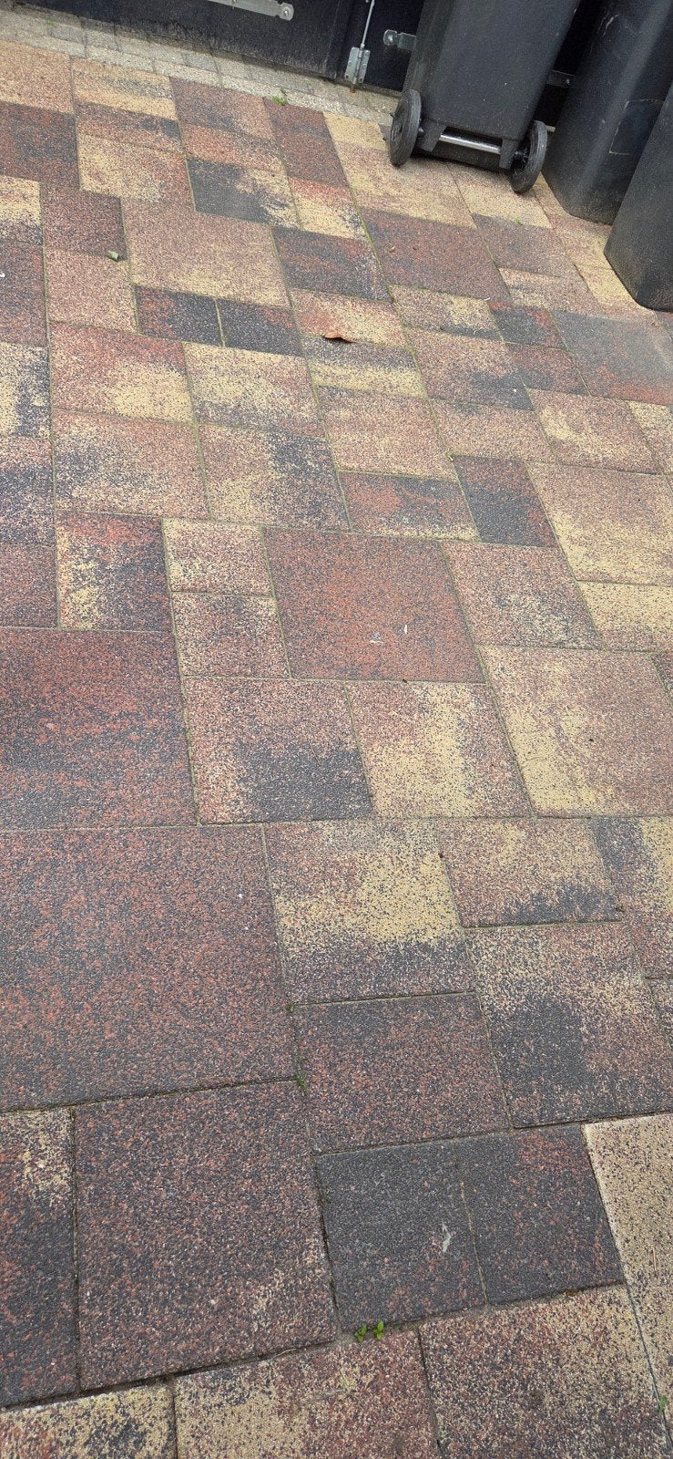 Wildverband tegels rood, zwart, geel - 37m², 6cm dik, Ophalen, Gebruikt, 10 m² of meer, Beton