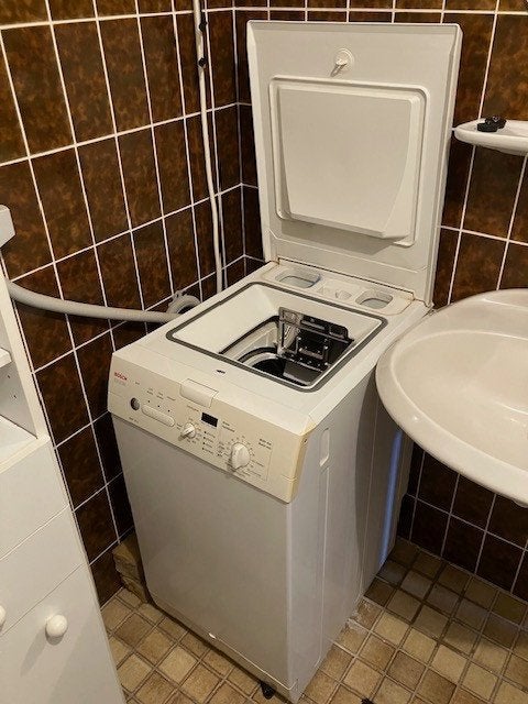 GRATIS: wasmachine bovenlader Bosch, Ophalen, 1200 tot 1600 toeren, Gebruikt, 4 tot 6 kg