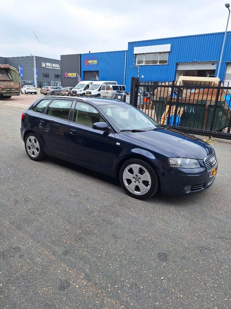 Audi A3 2.0 Sportback 110KW 2007 Blauw, Auto's, Voorwielaandrijving, Beige, 4 cilinders, Blauw
